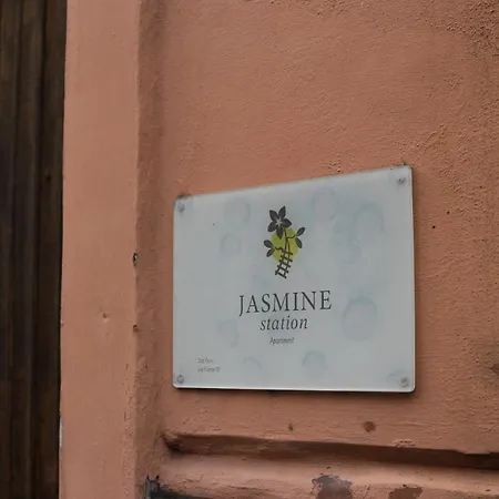 Jasmine Station - Cinque Terre Apartment