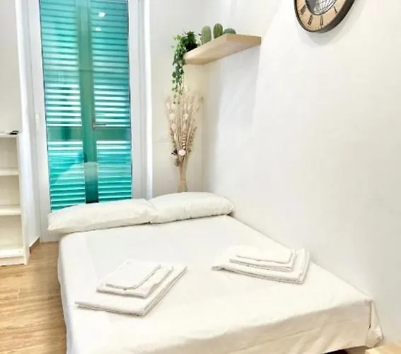 Jasmine Station - Cinque Terre La Spezia